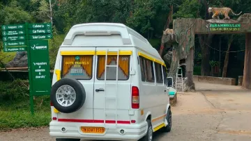 Innova Car Rental Service Near Erode, Tamilnadu