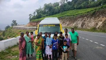 Van Hire in Erode, Tamilnadu